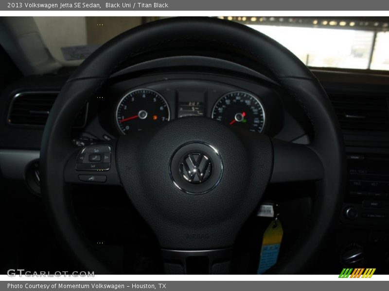 Black Uni / Titan Black 2013 Volkswagen Jetta SE Sedan