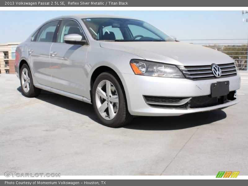 Reflex Silver Metallic / Titan Black 2013 Volkswagen Passat 2.5L SE