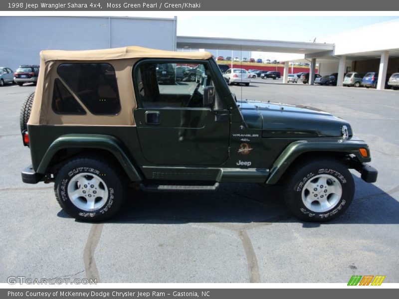 Moss Green Pearl / Green/Khaki 1998 Jeep Wrangler Sahara 4x4