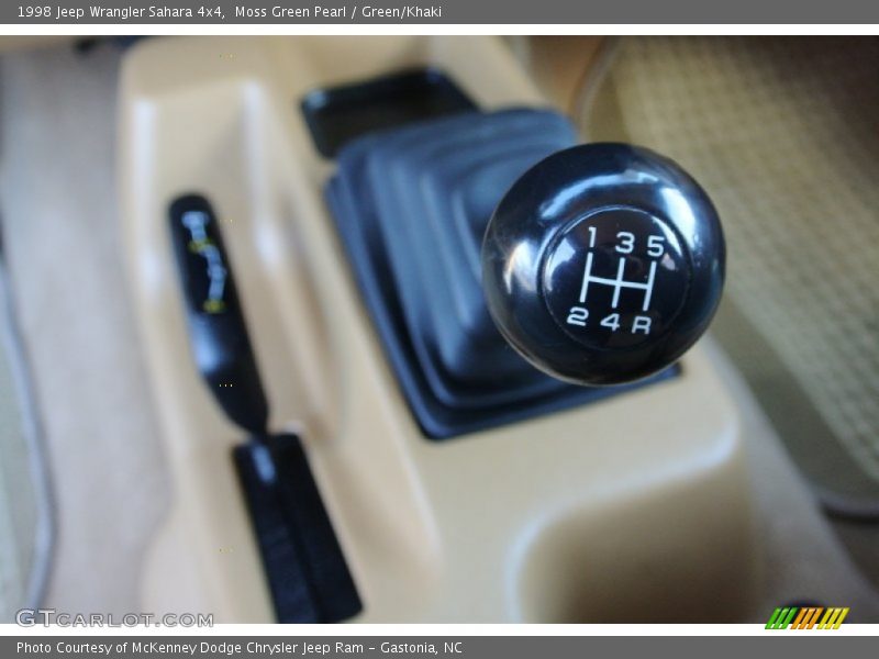  1998 Wrangler Sahara 4x4 5 Speed Manual Shifter