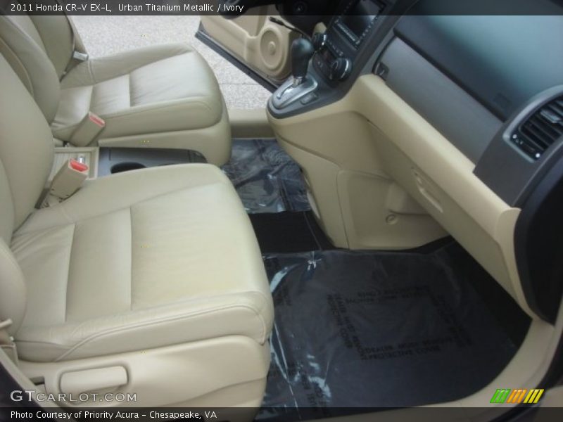 Urban Titanium Metallic / Ivory 2011 Honda CR-V EX-L