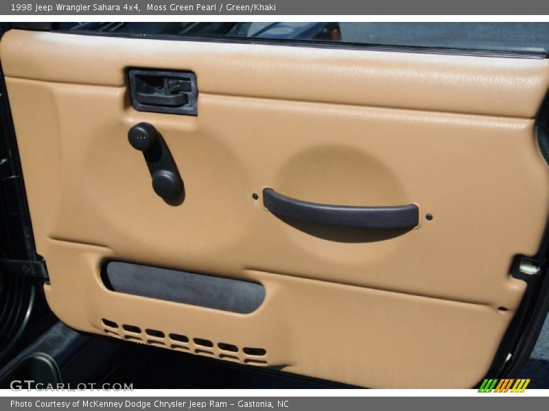 Moss Green Pearl / Green/Khaki 1998 Jeep Wrangler Sahara 4x4