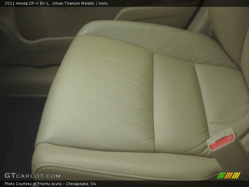 Urban Titanium Metallic / Ivory 2011 Honda CR-V EX-L