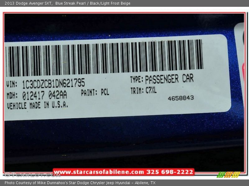 Blue Streak Pearl / Black/Light Frost Beige 2013 Dodge Avenger SXT