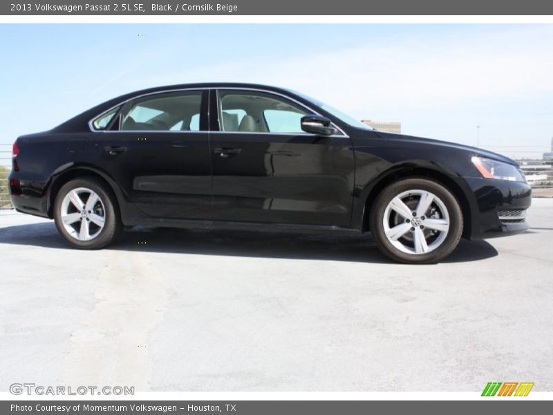 Black / Cornsilk Beige 2013 Volkswagen Passat 2.5L SE