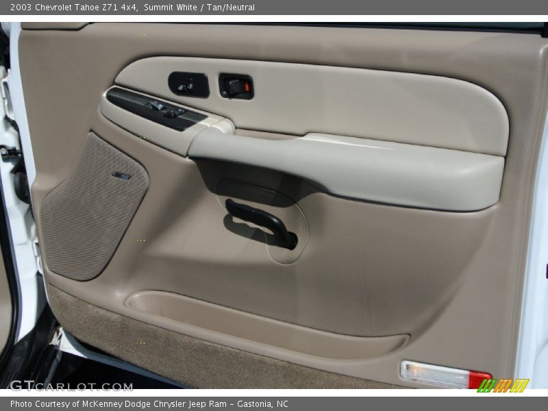 Summit White / Tan/Neutral 2003 Chevrolet Tahoe Z71 4x4