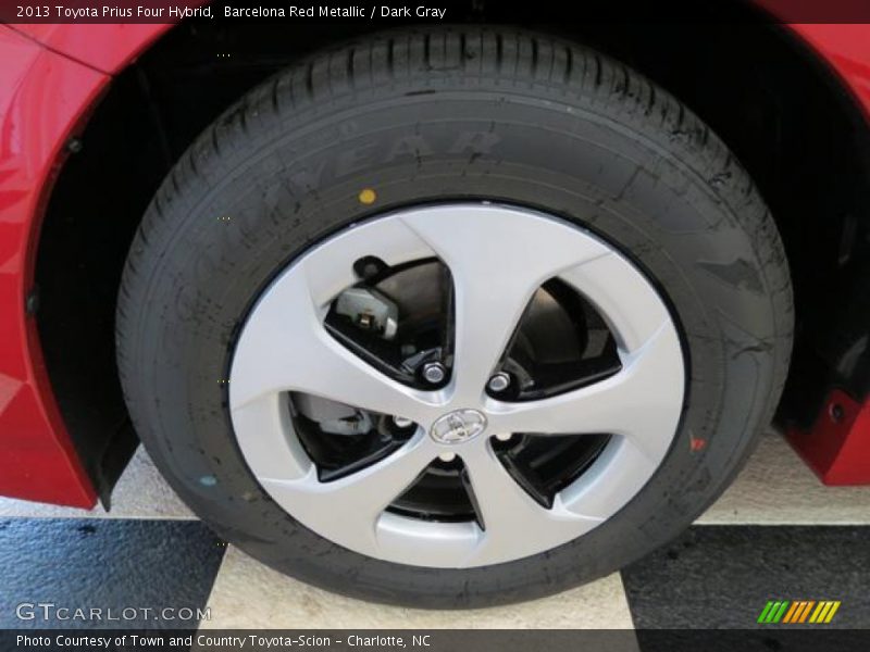 Barcelona Red Metallic / Dark Gray 2013 Toyota Prius Four Hybrid