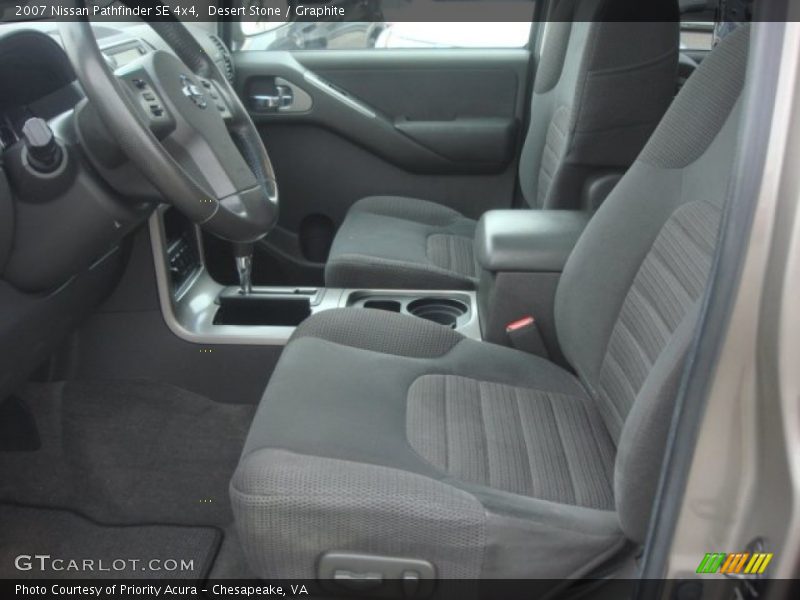  2007 Pathfinder SE 4x4 Graphite Interior