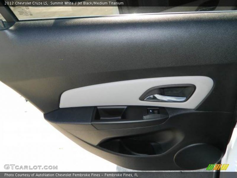Summit White / Jet Black/Medium Titanium 2012 Chevrolet Cruze LS