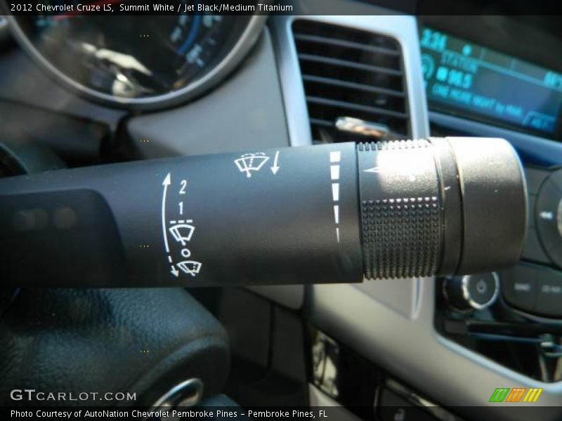 Summit White / Jet Black/Medium Titanium 2012 Chevrolet Cruze LS