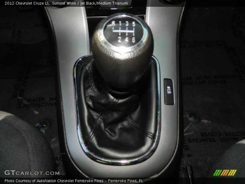Summit White / Jet Black/Medium Titanium 2012 Chevrolet Cruze LS