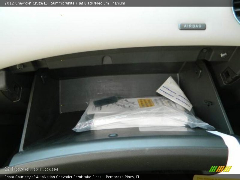 Summit White / Jet Black/Medium Titanium 2012 Chevrolet Cruze LS