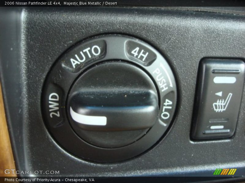 Majestic Blue Metallic / Desert 2006 Nissan Pathfinder LE 4x4