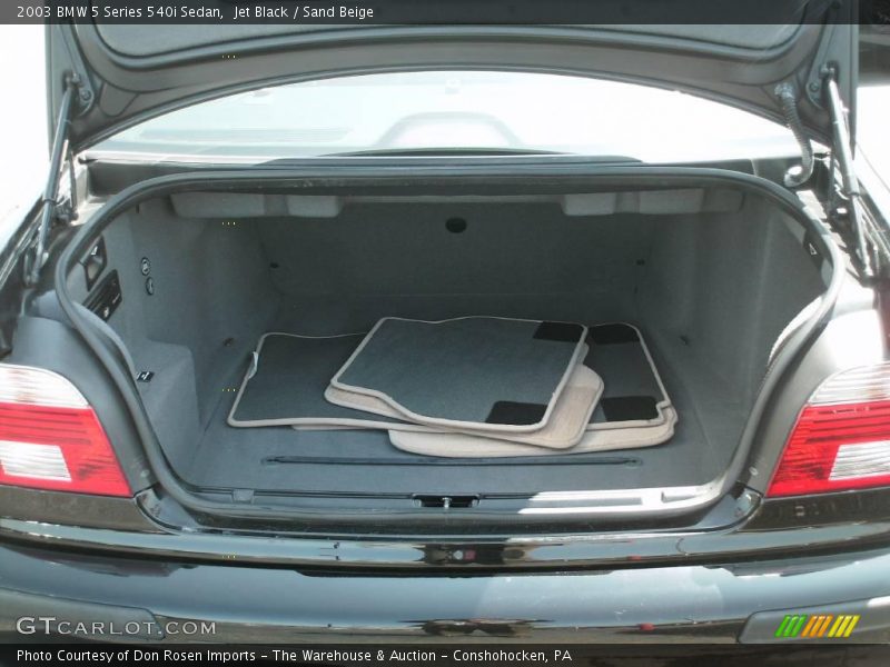 Jet Black / Sand Beige 2003 BMW 5 Series 540i Sedan