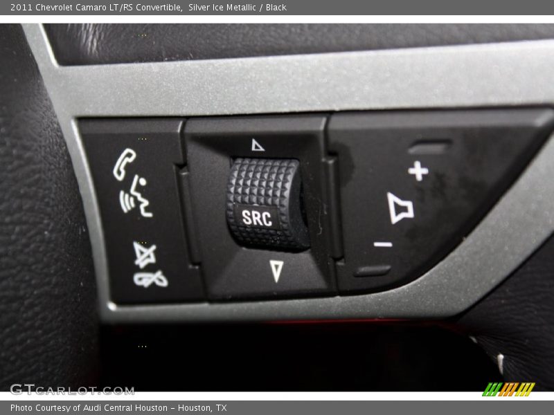 Controls of 2011 Camaro LT/RS Convertible