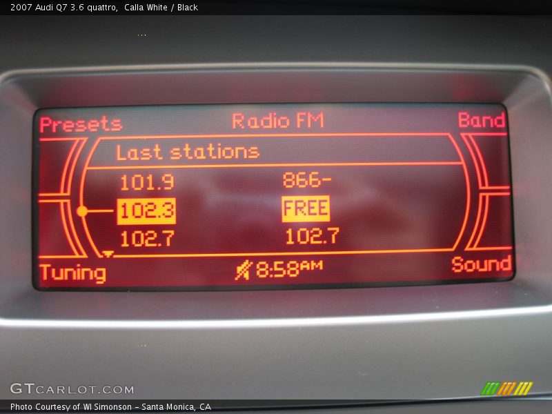 Calla White / Black 2007 Audi Q7 3.6 quattro