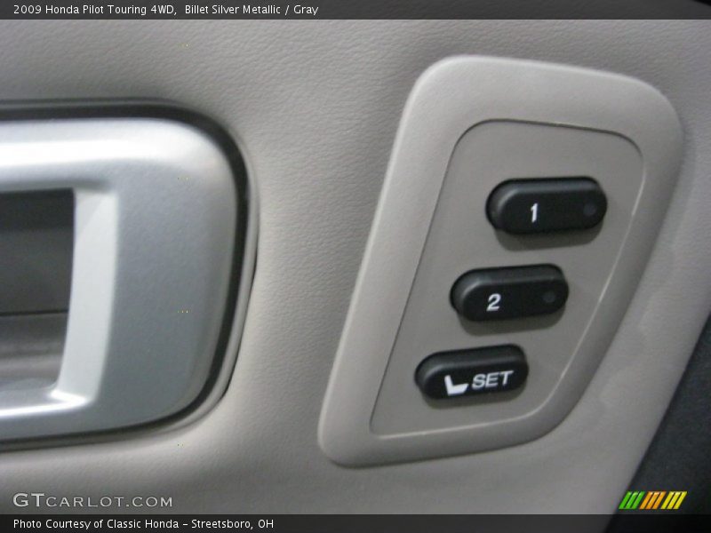 Billet Silver Metallic / Gray 2009 Honda Pilot Touring 4WD