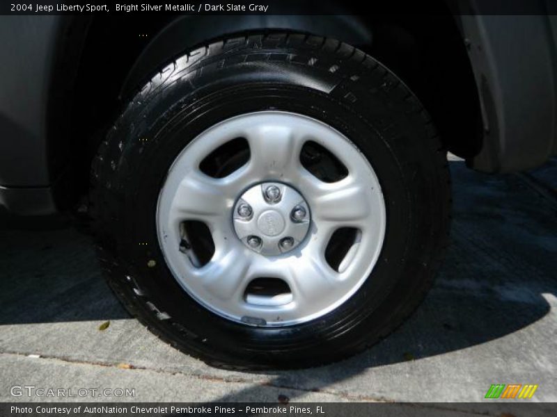 Bright Silver Metallic / Dark Slate Gray 2004 Jeep Liberty Sport