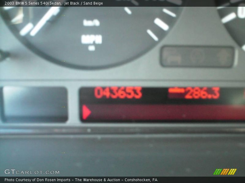 Jet Black / Sand Beige 2003 BMW 5 Series 540i Sedan