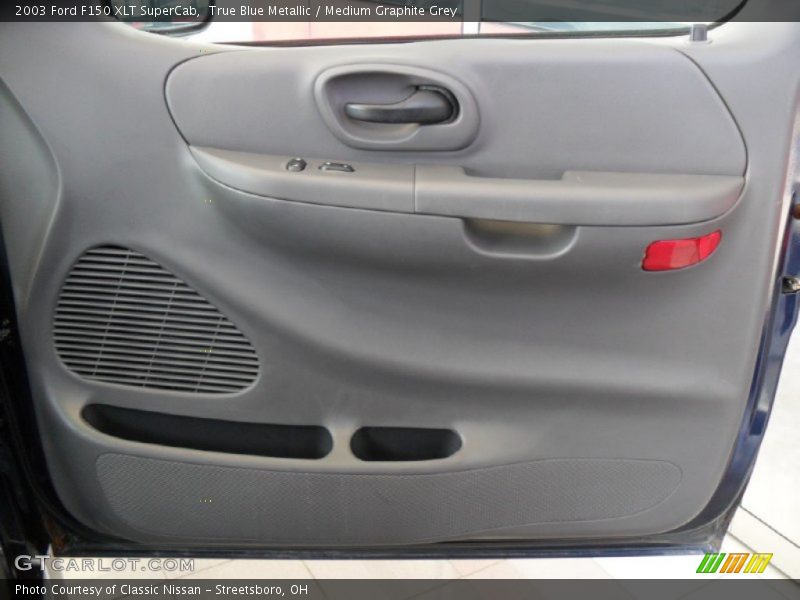 True Blue Metallic / Medium Graphite Grey 2003 Ford F150 XLT SuperCab