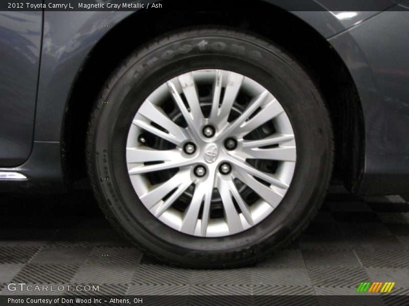 Magnetic Gray Metallic / Ash 2012 Toyota Camry L