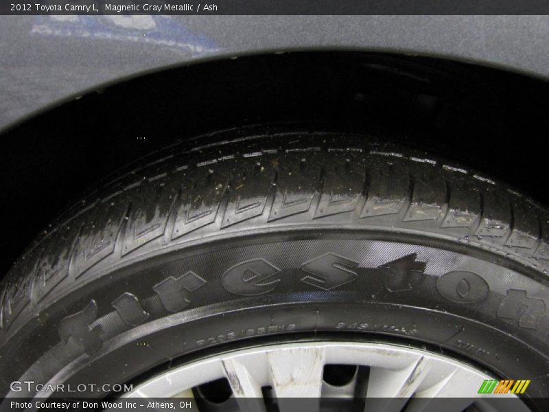 Magnetic Gray Metallic / Ash 2012 Toyota Camry L