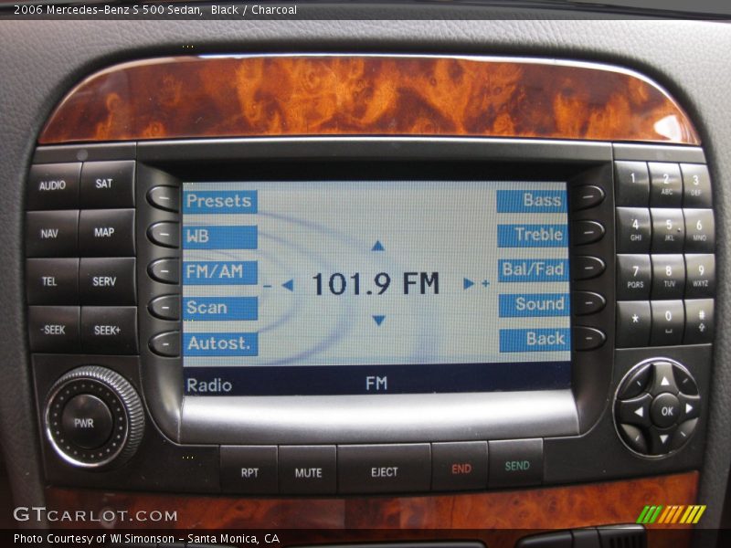 Audio System of 2006 S 500 Sedan