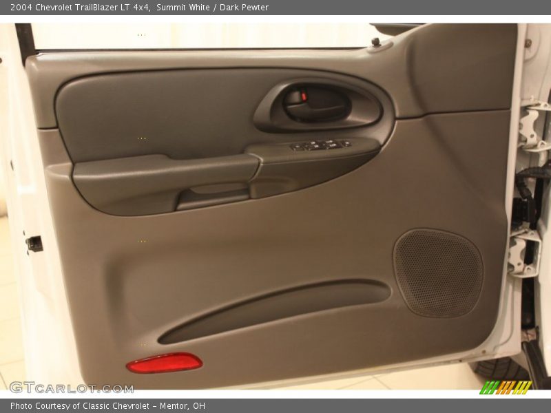 Summit White / Dark Pewter 2004 Chevrolet TrailBlazer LT 4x4