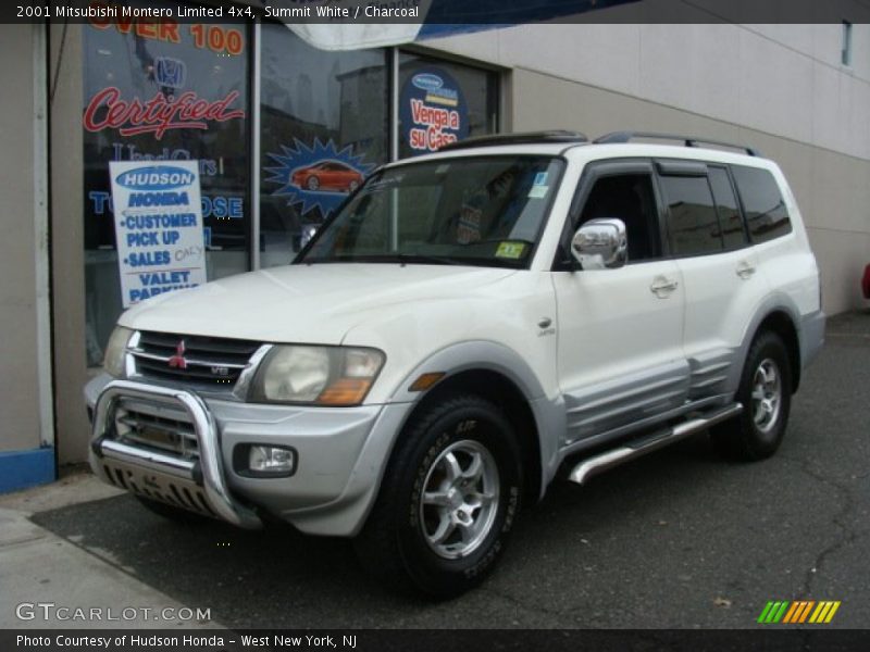 Summit White / Charcoal 2001 Mitsubishi Montero Limited 4x4