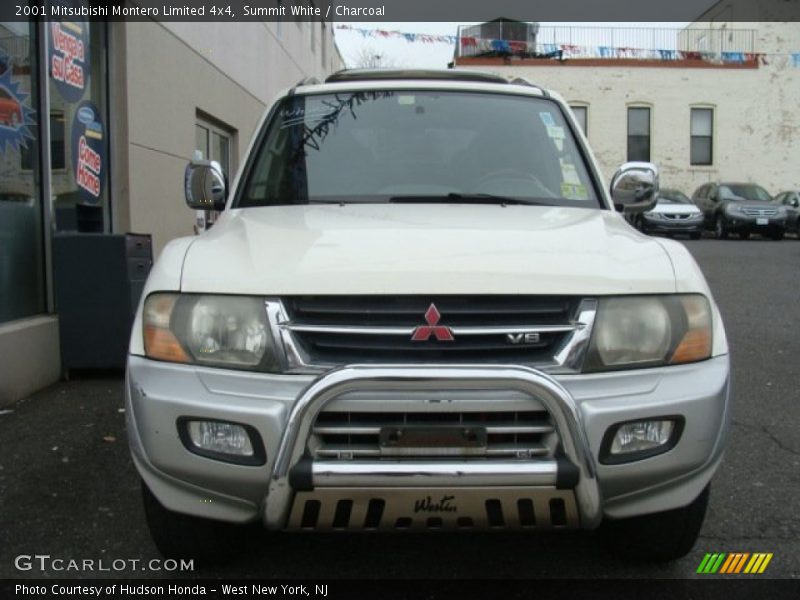 Summit White / Charcoal 2001 Mitsubishi Montero Limited 4x4