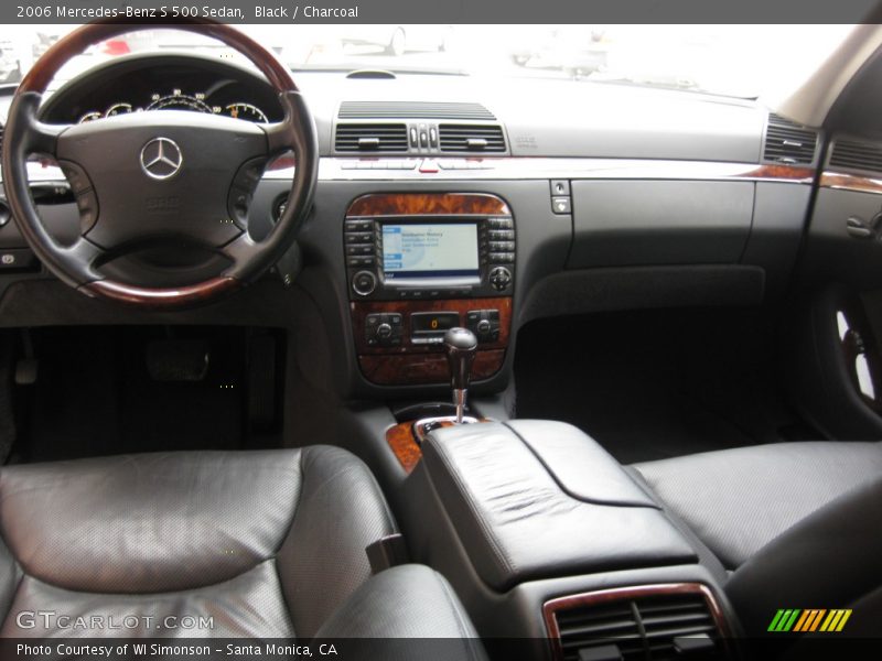 Dashboard of 2006 S 500 Sedan