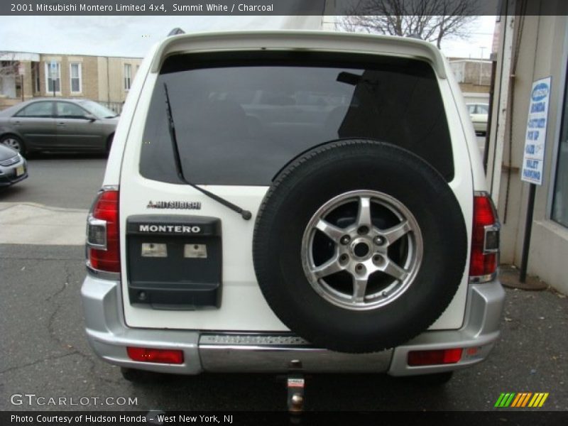 Summit White / Charcoal 2001 Mitsubishi Montero Limited 4x4