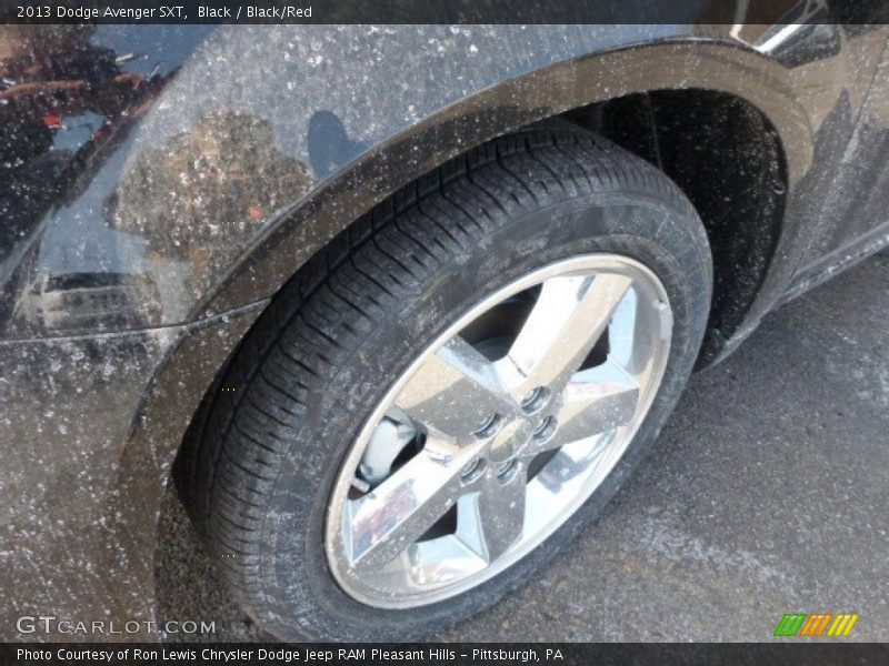 Black / Black/Red 2013 Dodge Avenger SXT