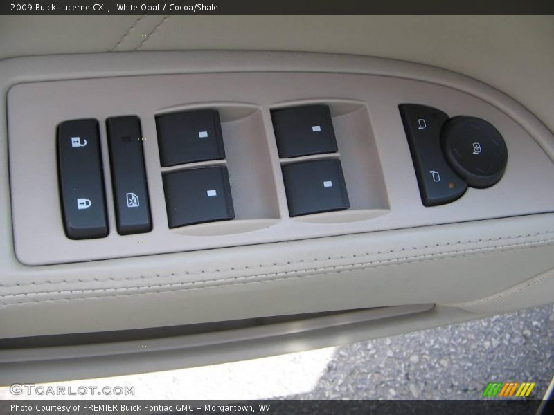 White Opal / Cocoa/Shale 2009 Buick Lucerne CXL