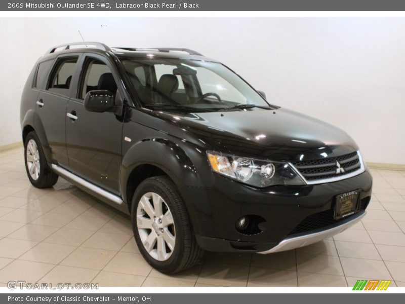 Labrador Black Pearl / Black 2009 Mitsubishi Outlander SE 4WD