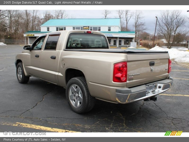 Light Almond Pearl Metallic / Khaki 2005 Dodge Dakota SLT Quad Cab