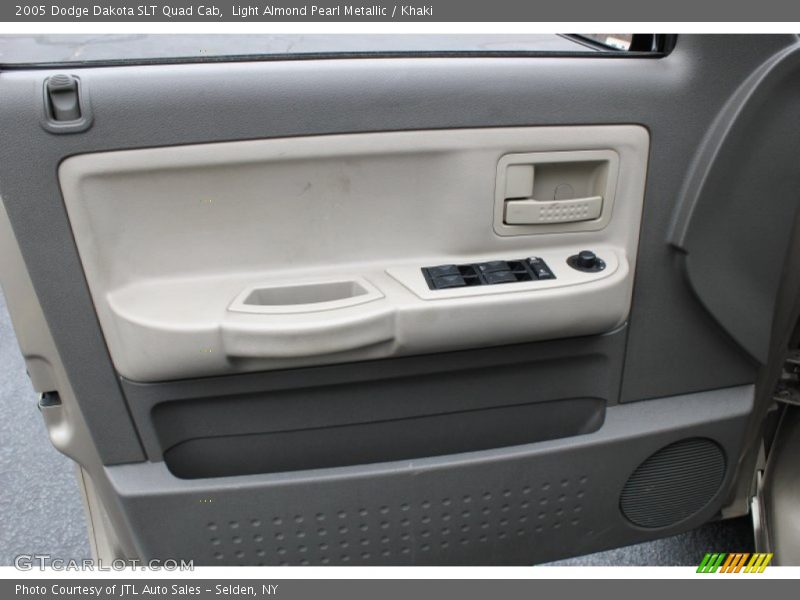 Light Almond Pearl Metallic / Khaki 2005 Dodge Dakota SLT Quad Cab