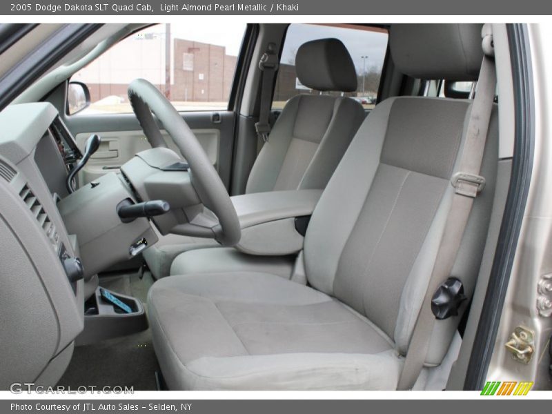 Light Almond Pearl Metallic / Khaki 2005 Dodge Dakota SLT Quad Cab