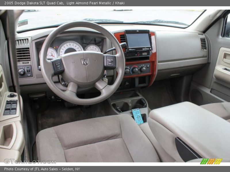 Light Almond Pearl Metallic / Khaki 2005 Dodge Dakota SLT Quad Cab
