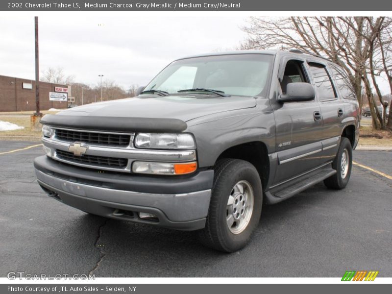 Medium Charcoal Gray Metallic / Medium Gray/Neutral 2002 Chevrolet Tahoe LS