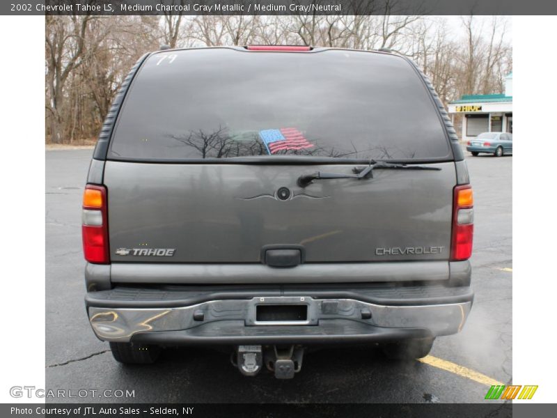 Medium Charcoal Gray Metallic / Medium Gray/Neutral 2002 Chevrolet Tahoe LS