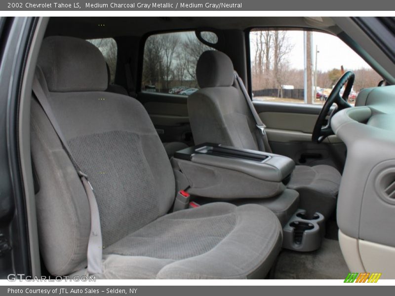 Medium Charcoal Gray Metallic / Medium Gray/Neutral 2002 Chevrolet Tahoe LS