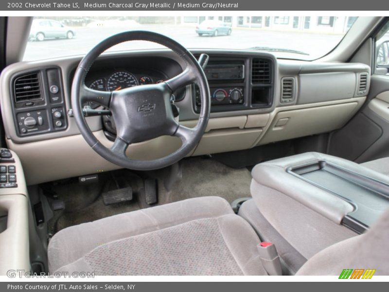 Medium Charcoal Gray Metallic / Medium Gray/Neutral 2002 Chevrolet Tahoe LS