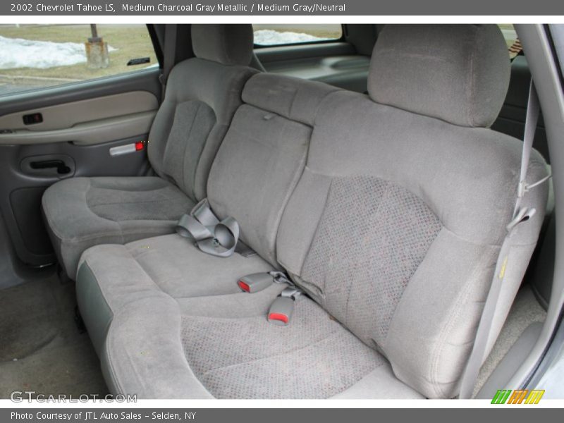 Medium Charcoal Gray Metallic / Medium Gray/Neutral 2002 Chevrolet Tahoe LS
