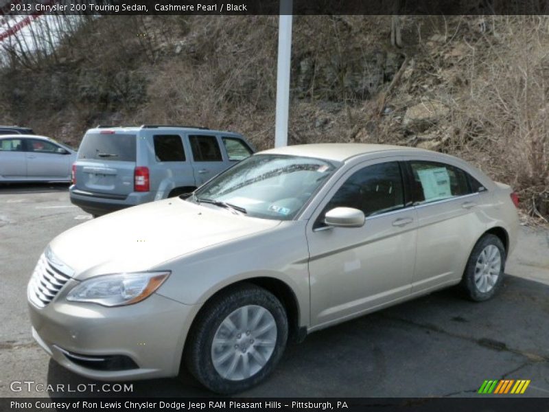 Cashmere Pearl / Black 2013 Chrysler 200 Touring Sedan