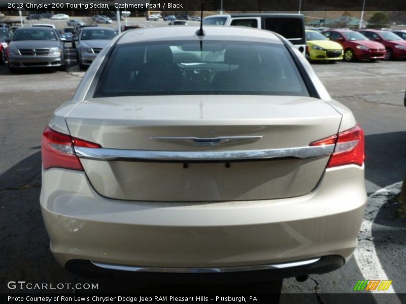 Cashmere Pearl / Black 2013 Chrysler 200 Touring Sedan