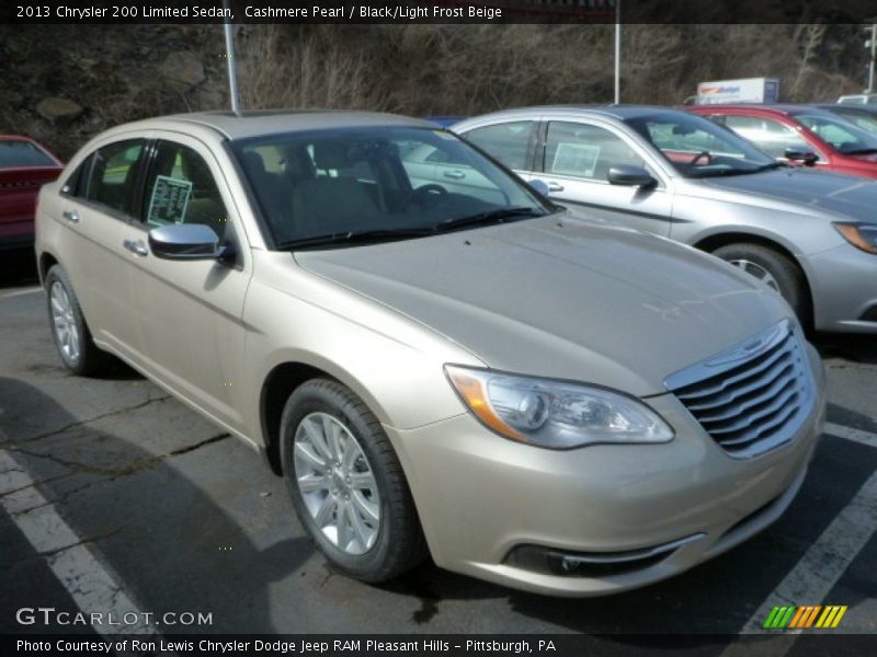 Cashmere Pearl / Black/Light Frost Beige 2013 Chrysler 200 Limited Sedan