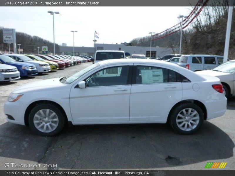 Bright White / Black 2013 Chrysler 200 Touring Sedan