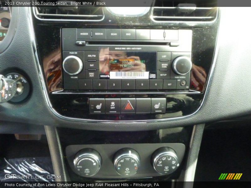 Bright White / Black 2013 Chrysler 200 Touring Sedan