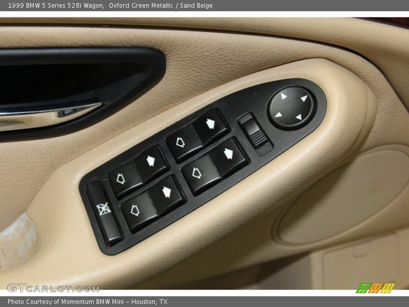 Controls of 1999 5 Series 528i Wagon